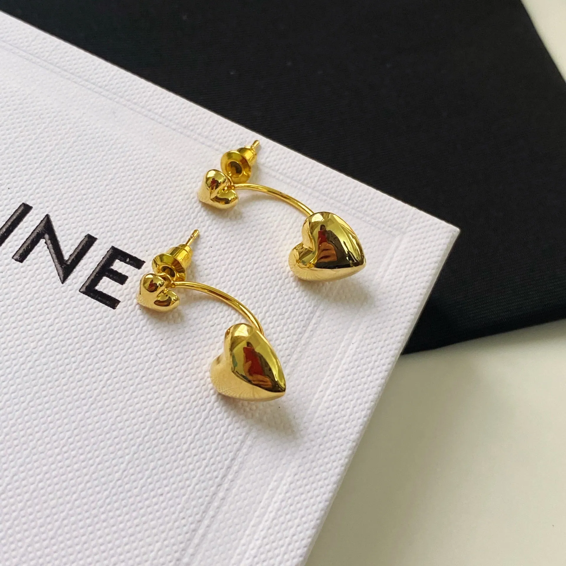 18K Gold-Plated Heart Ear Jackets