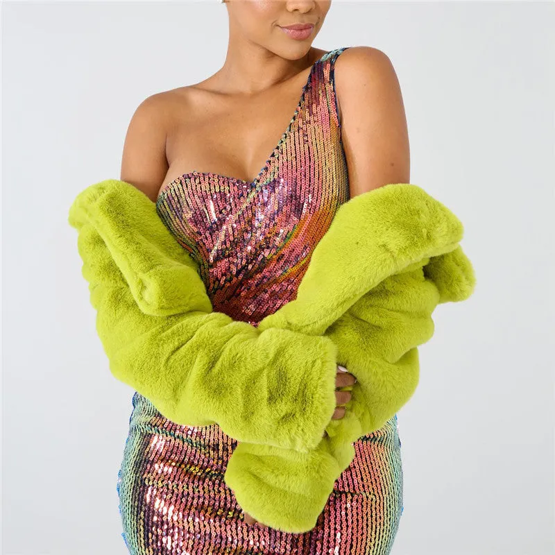 30 Pieces) Lapel Neck Solid Color Plush Coat