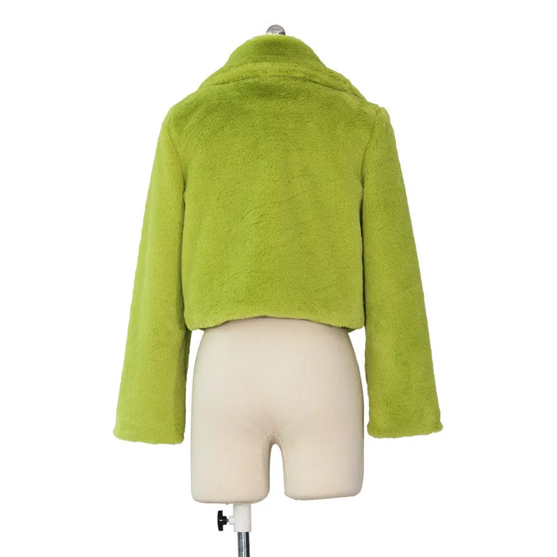 30 Pieces) Lapel Neck Solid Color Plush Coat