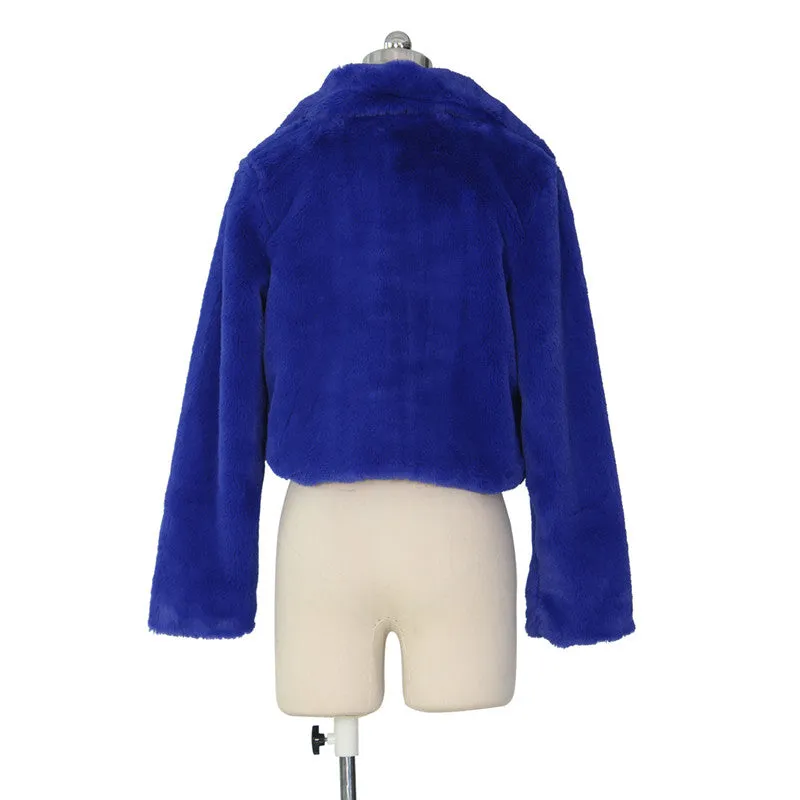 30 Pieces) Lapel Neck Solid Color Plush Coat