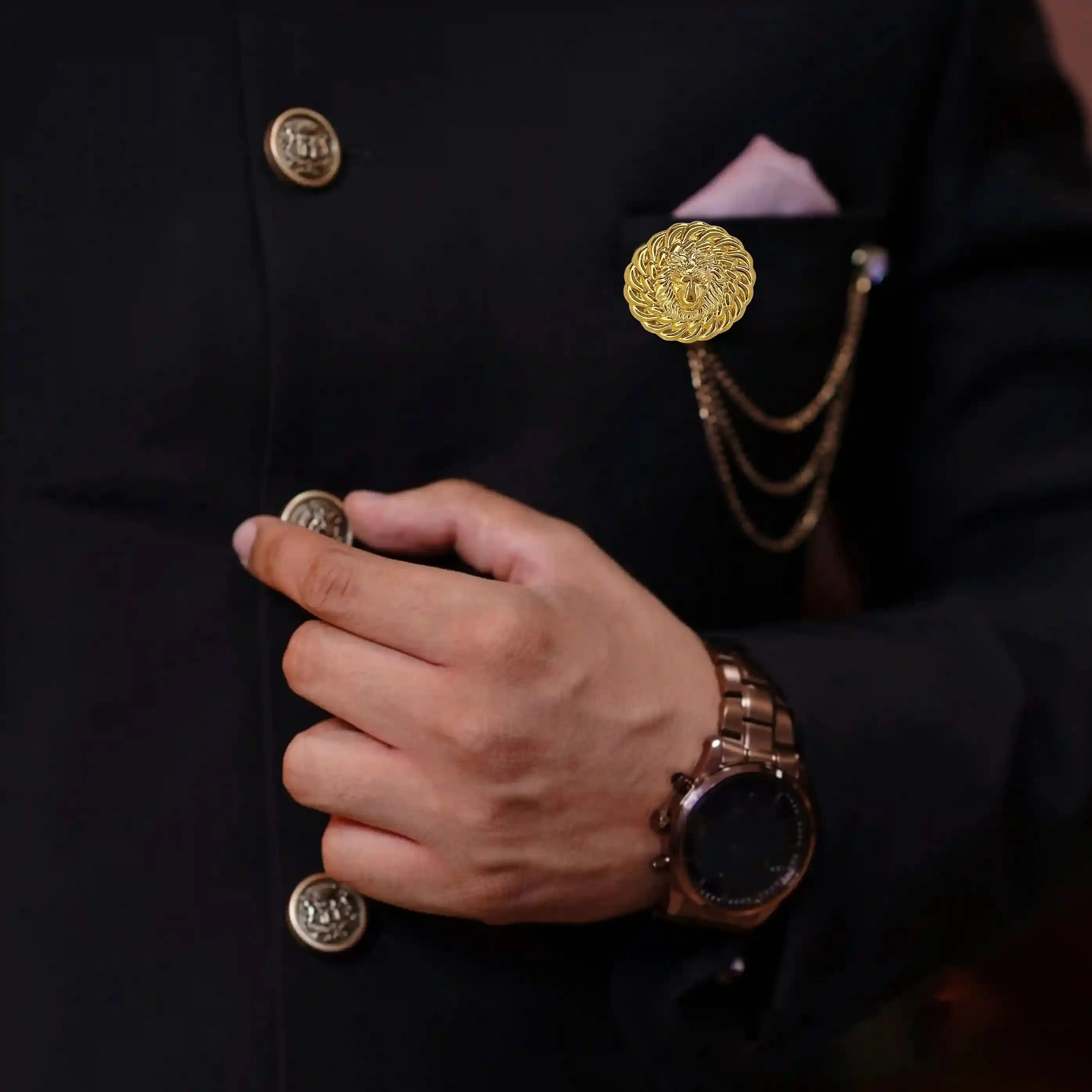 Ani Accessories Lion Head Gold Brooch for Elegant Style