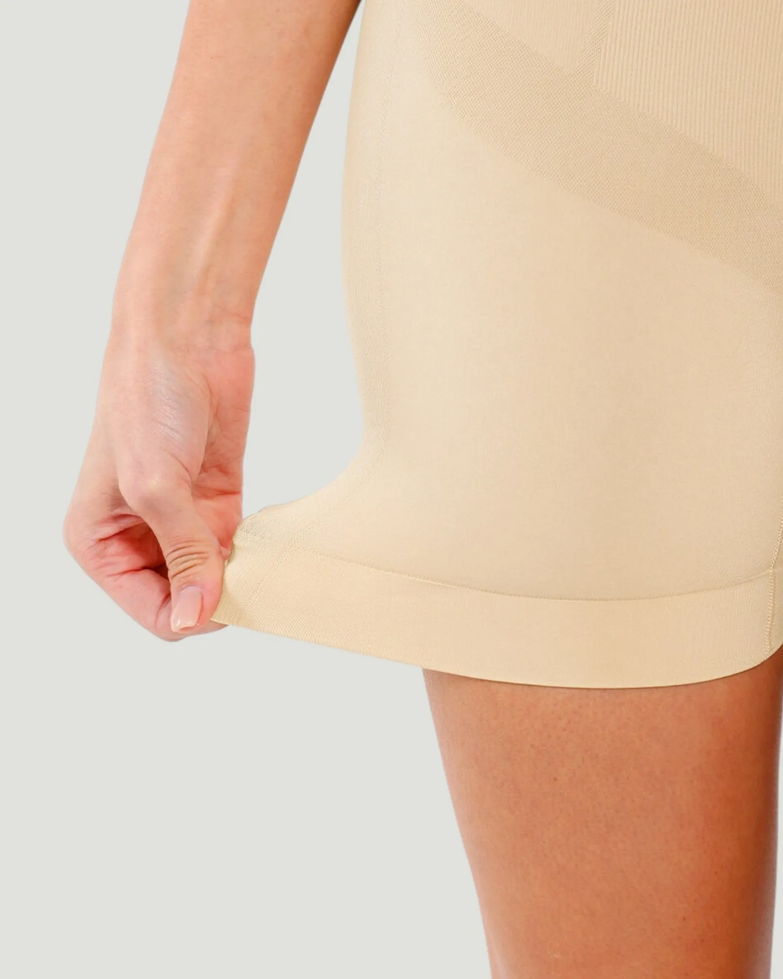 Ayla Mid-Thigh Short