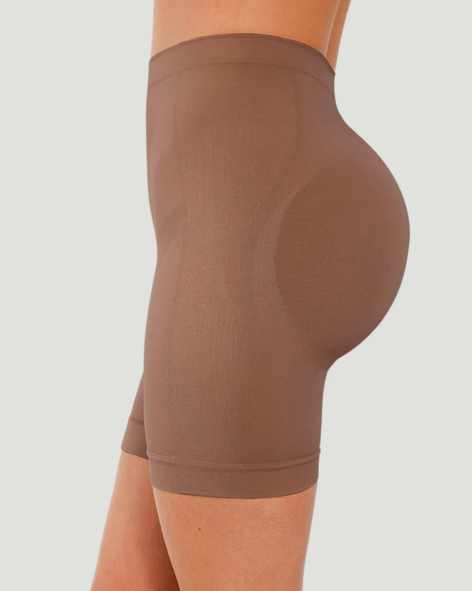 Ayla Mid-Thigh Short