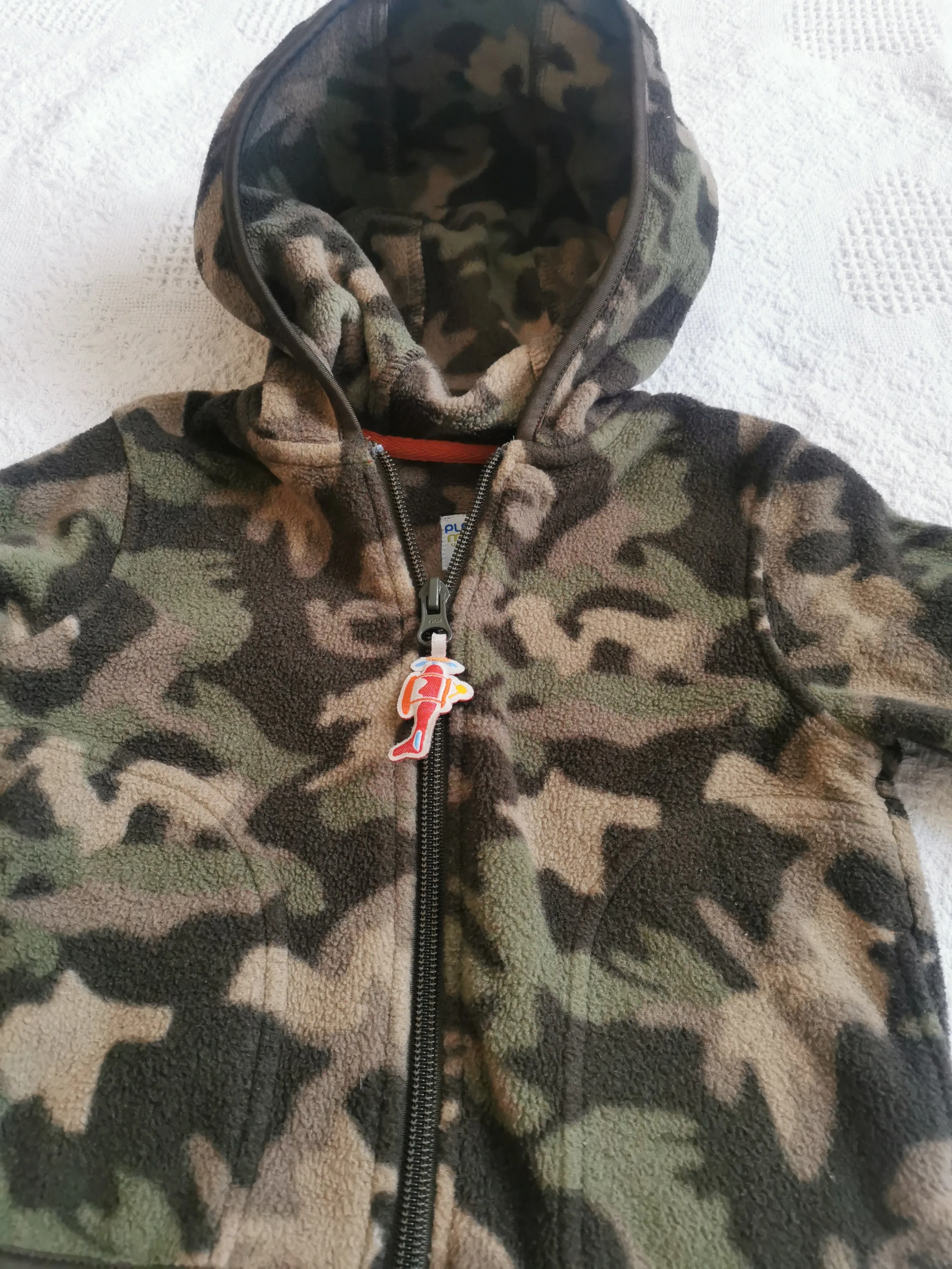 BABY BOY SIZE 12 MONTHS - PLEASE Mum, Soft Fleece Camo Zippered Hoodie EUC B29