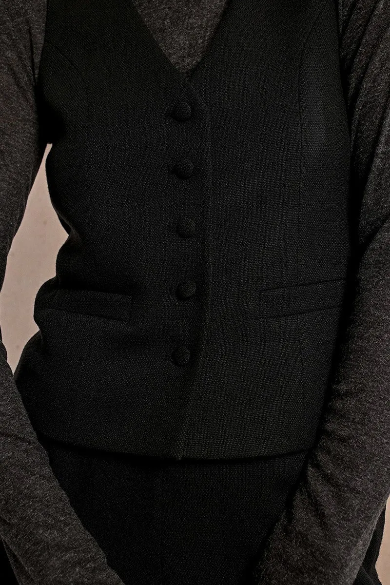 BLACK JACKET