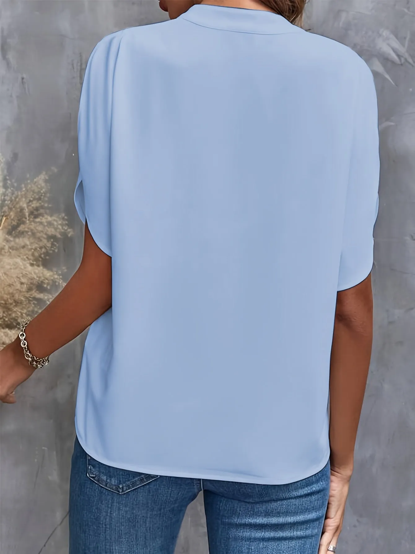 Dahlia | Relaxed V-Neck Blouse