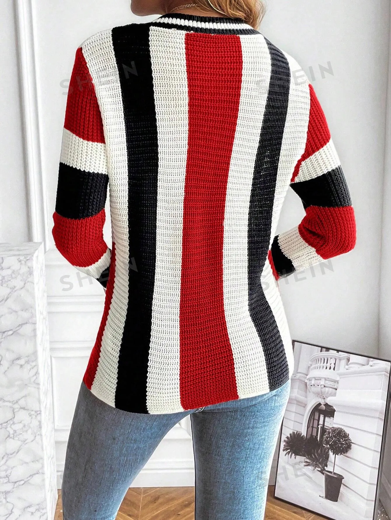 Essnce Ladies Colorblocked Striped Print Long Sleeve Sweater