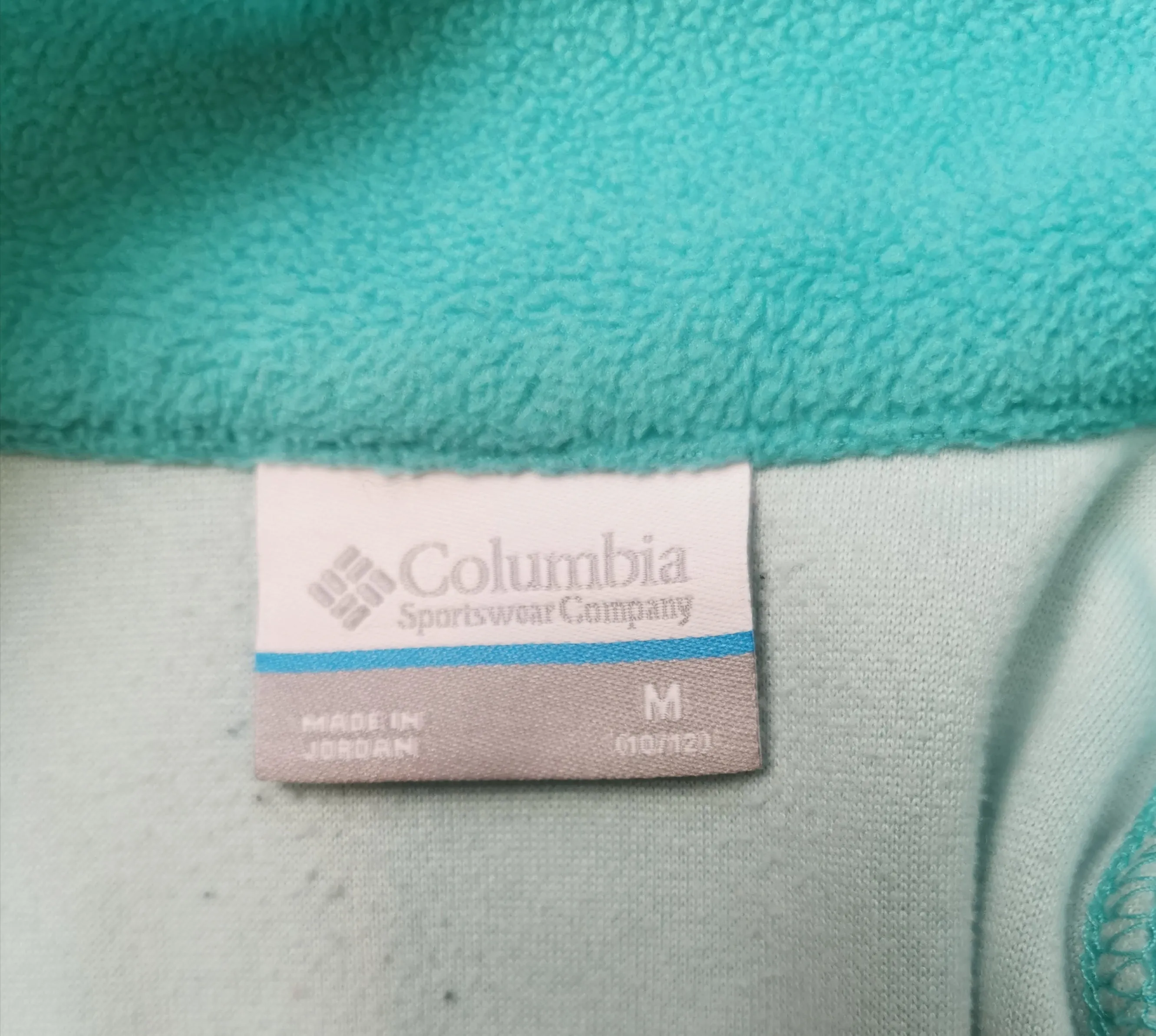 GIRL SIZE MEDIUM (10/12 YEARS) - COLUMBIA, Soft Fleece Sweater VGUC B39
