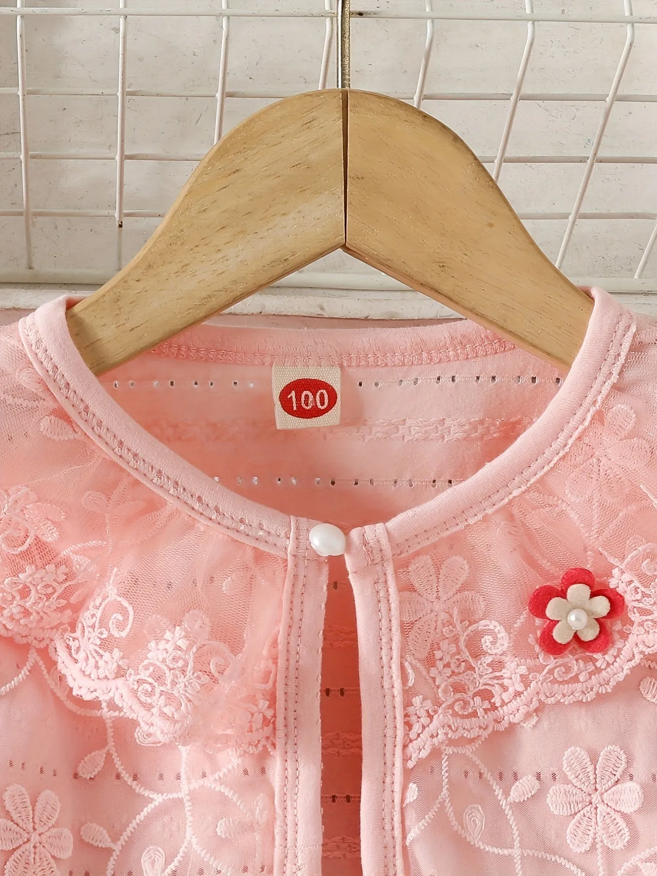 Girls Adorable Floral Cardigan - Lightweight & Versatile Outwear for Charming Spring & Fall Days - Perfect Outdoor Fashion