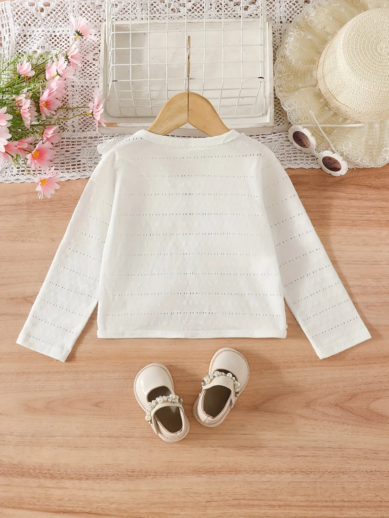 Girls Adorable Floral Cardigan - Lightweight & Versatile Outwear for Charming Spring & Fall Days - Perfect Outdoor Fashion