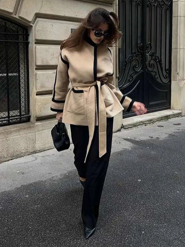 Johana Spliced Contrast Woolen Coat