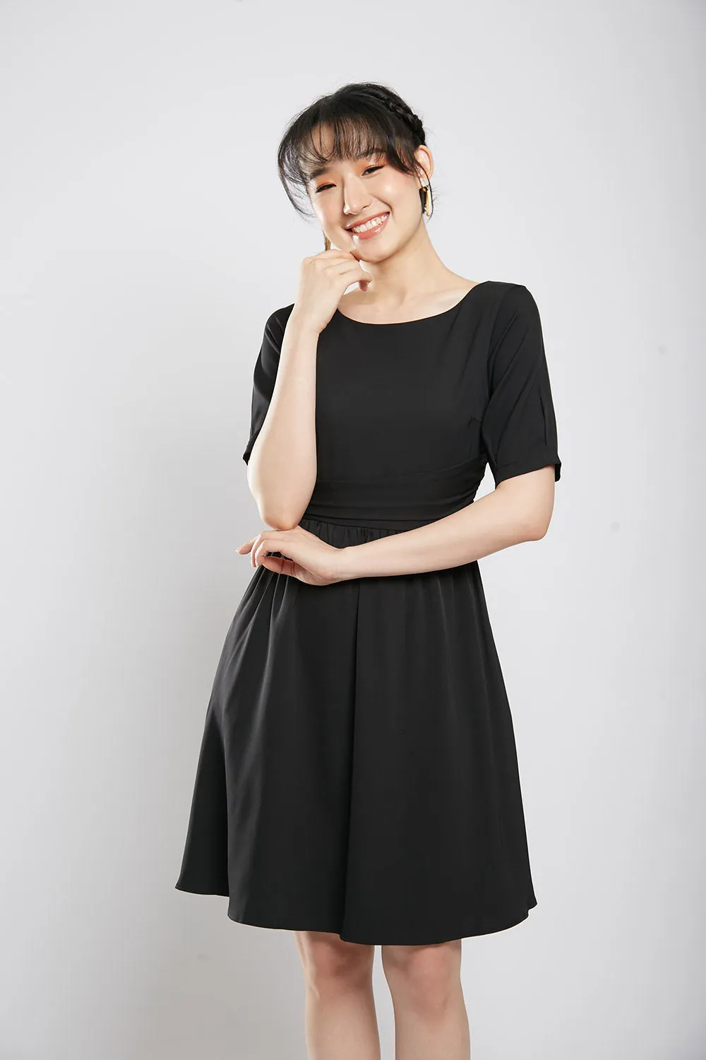 Kaleni Midi Dress in Black