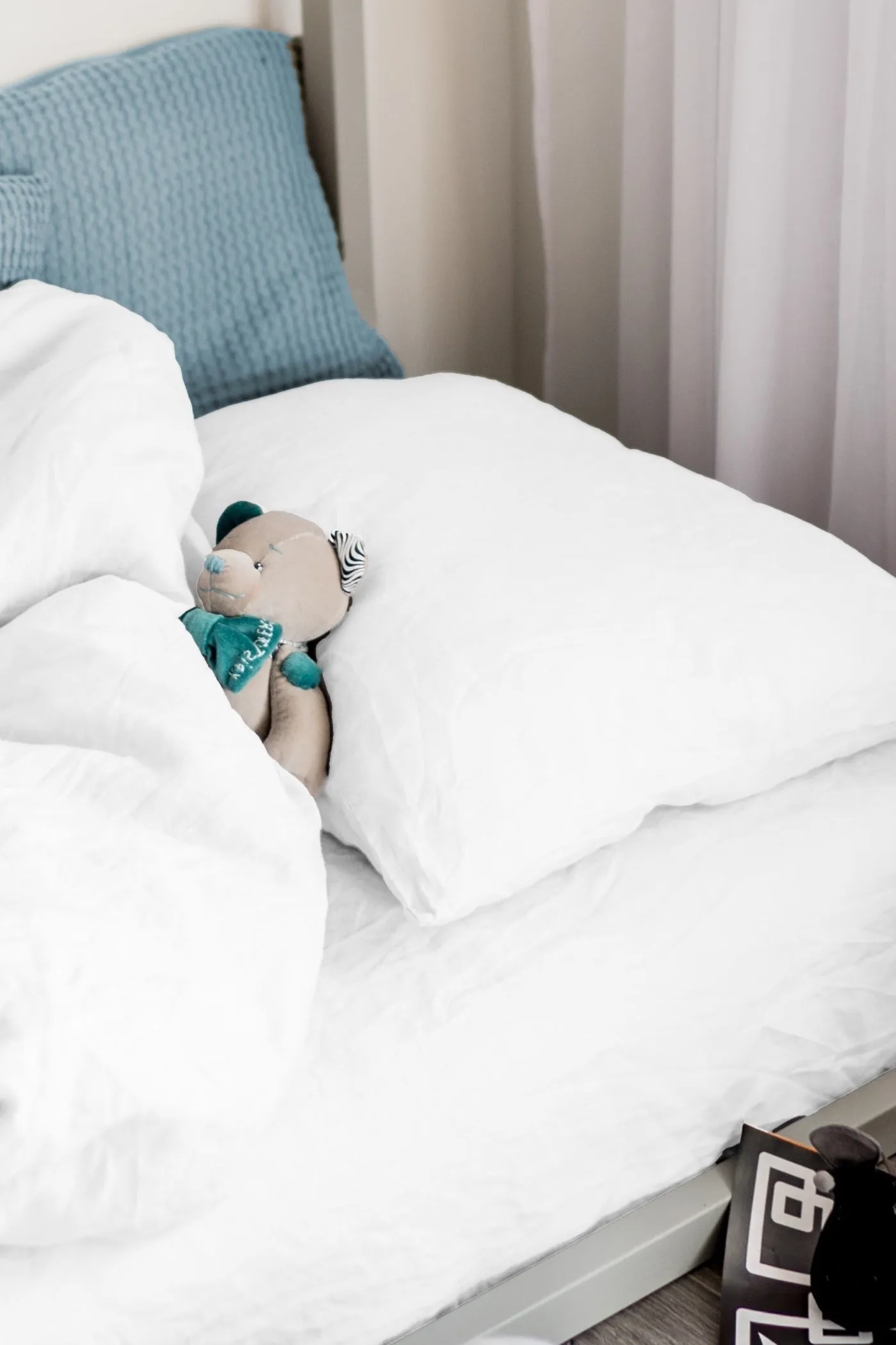 Kids fitted sheet - white
