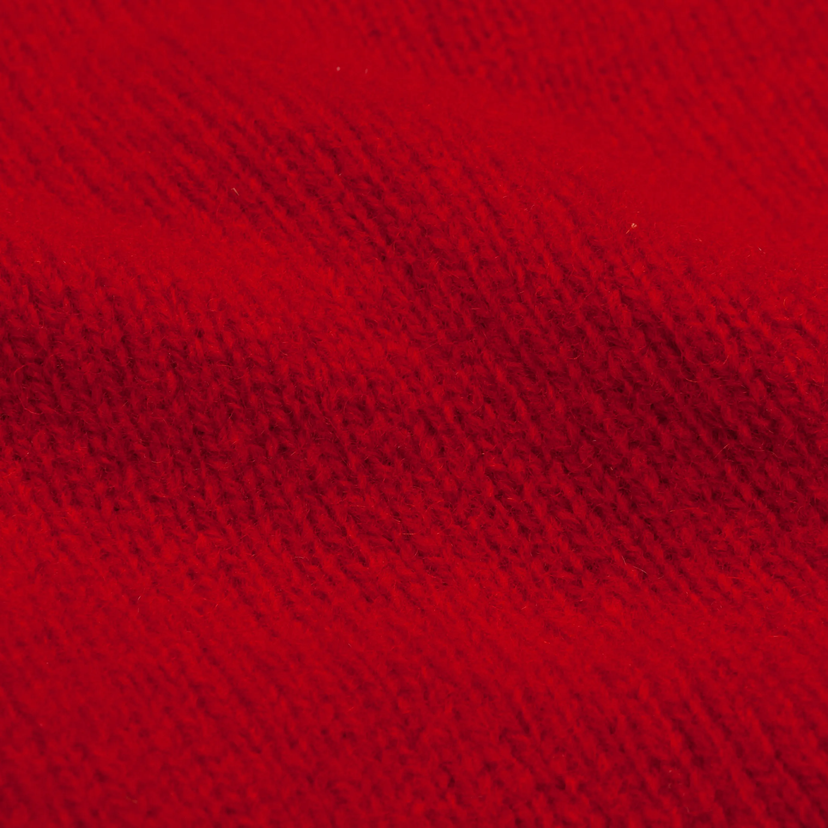 Laurence J. Smith  Super soft Seamless Crew Neck Pullover Tudor