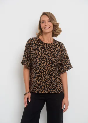Leopard textured knit crew neck t-shirt
