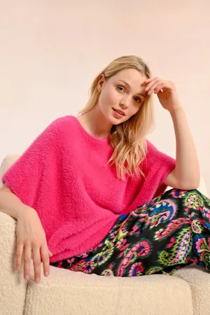 LOOSE, SOFT KNIT SWEATER