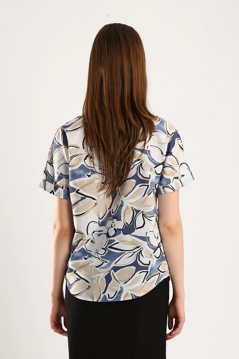 Lucienne Floral Cotton-Linen Blouse in Soft Blue
