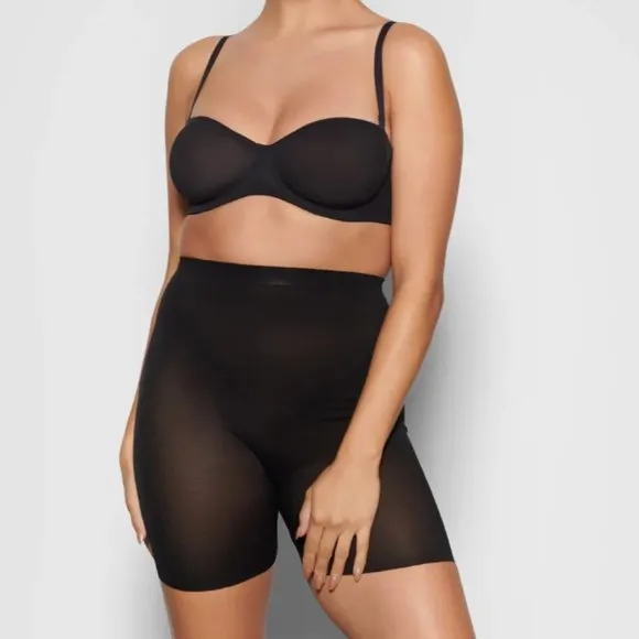 NEW SKIMS SHEER SCULPT LOW BACK SHORT