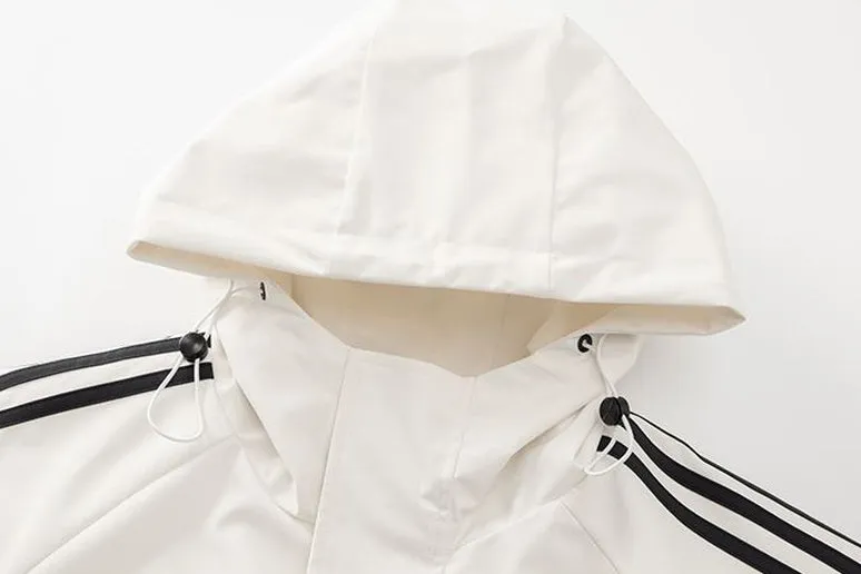 Relaxed-Fit Patchwork Rain Coat for Outdoor Adventures
