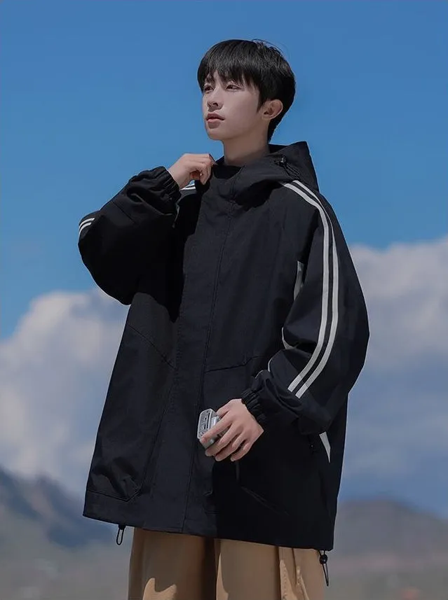 Relaxed-Fit Patchwork Rain Coat for Outdoor Adventures