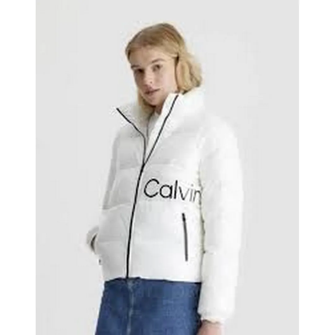 Shiny Short Fitted Jacket