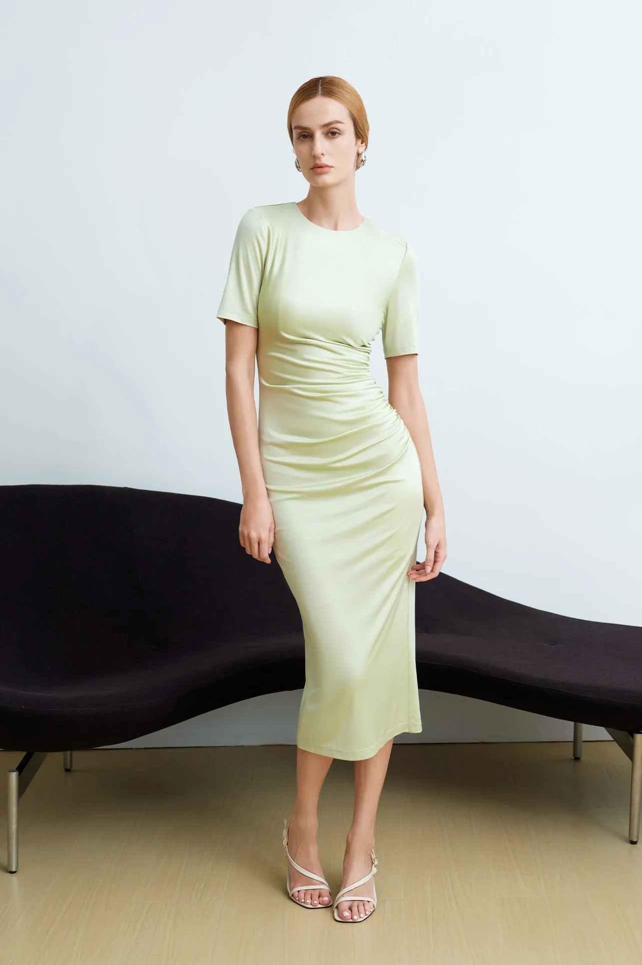 SHORT-SLEEVE SLIM-FIT DRESS