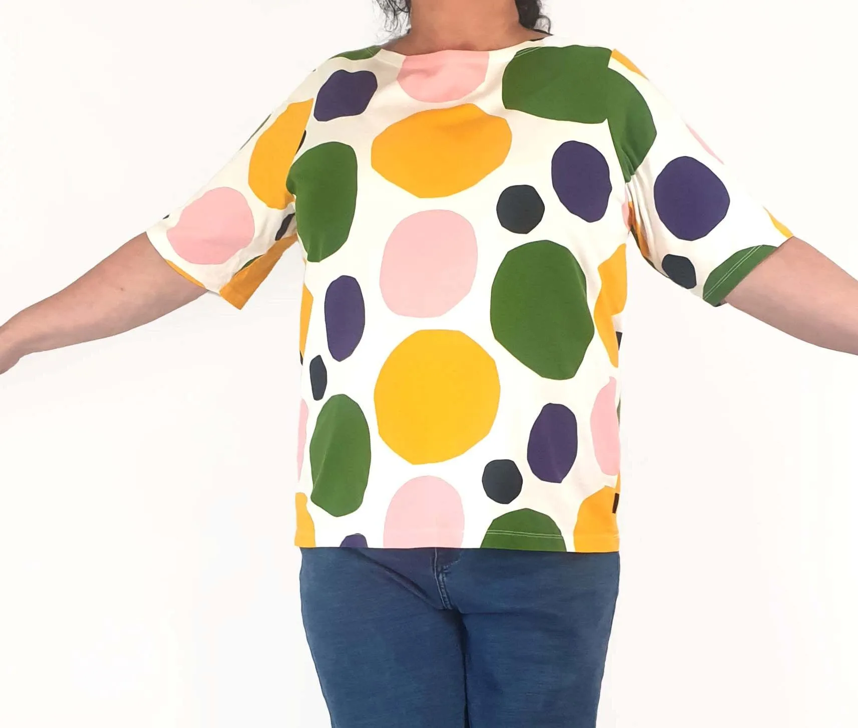 Uniqlo x Marimekko colourful polka dot tee shirt size XL