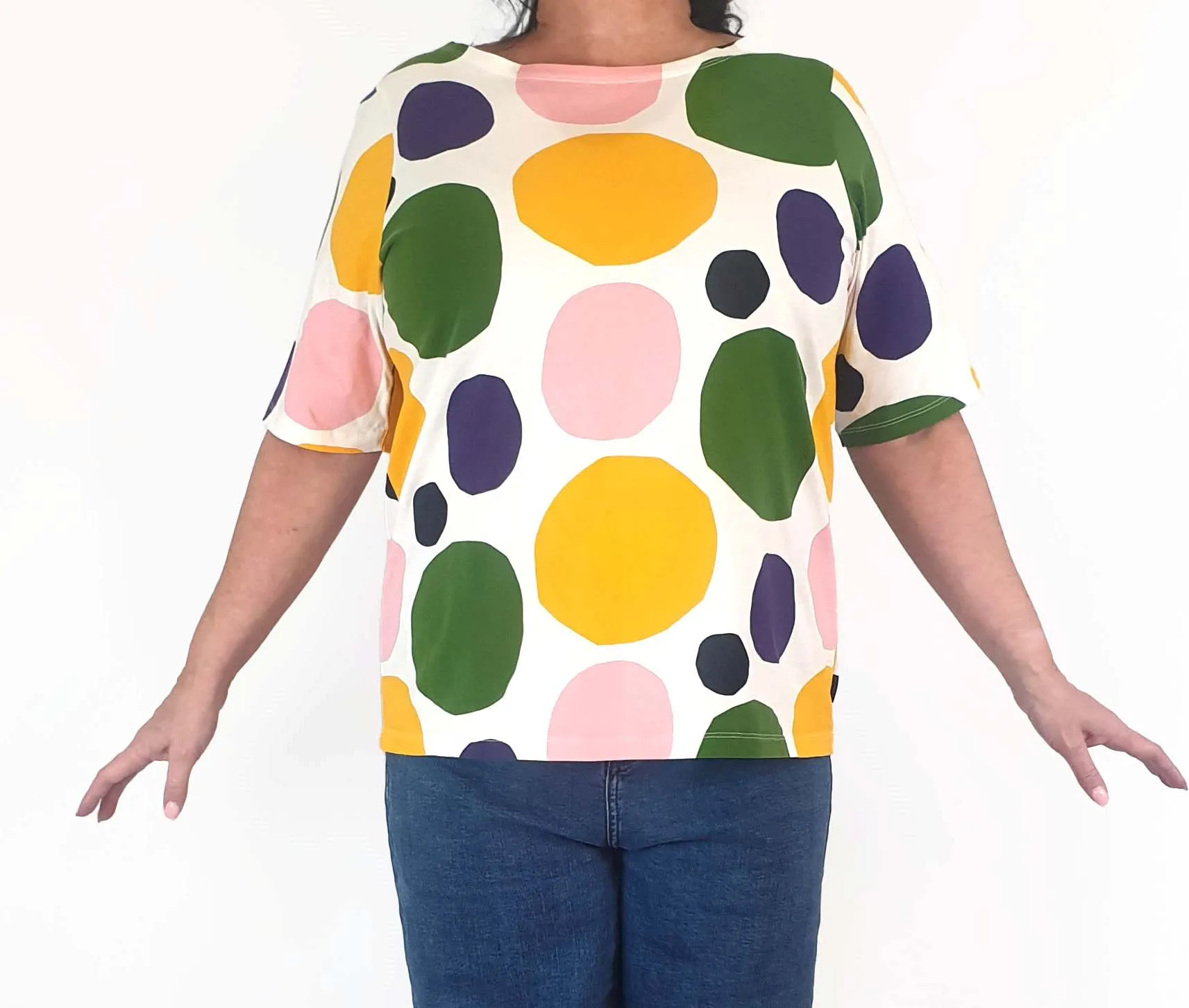 Uniqlo x Marimekko colourful polka dot tee shirt size XL