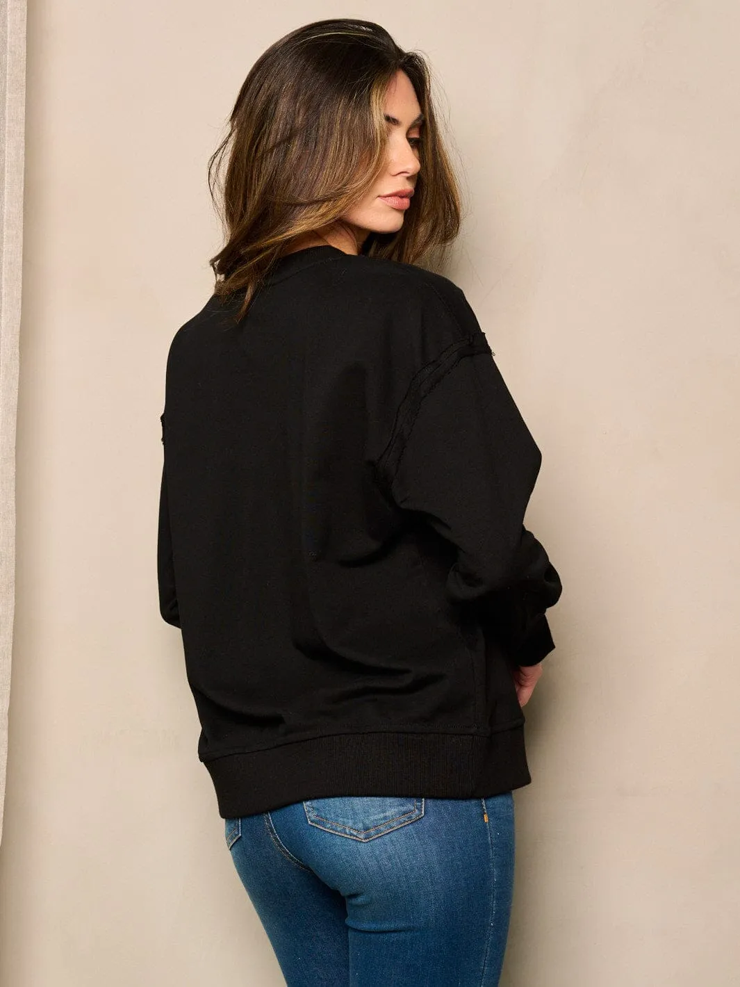 WOMEN'S LONG SLEEVE GRAPHIC PULLOVER SWEATER